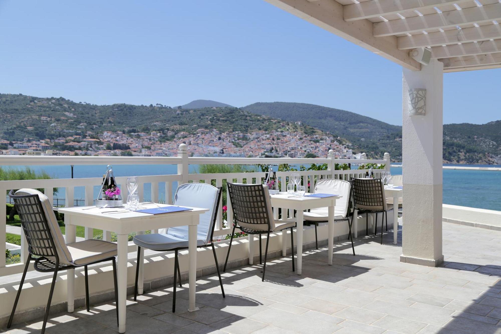 Skopelos Village Hotel Ngoại thất bức ảnh